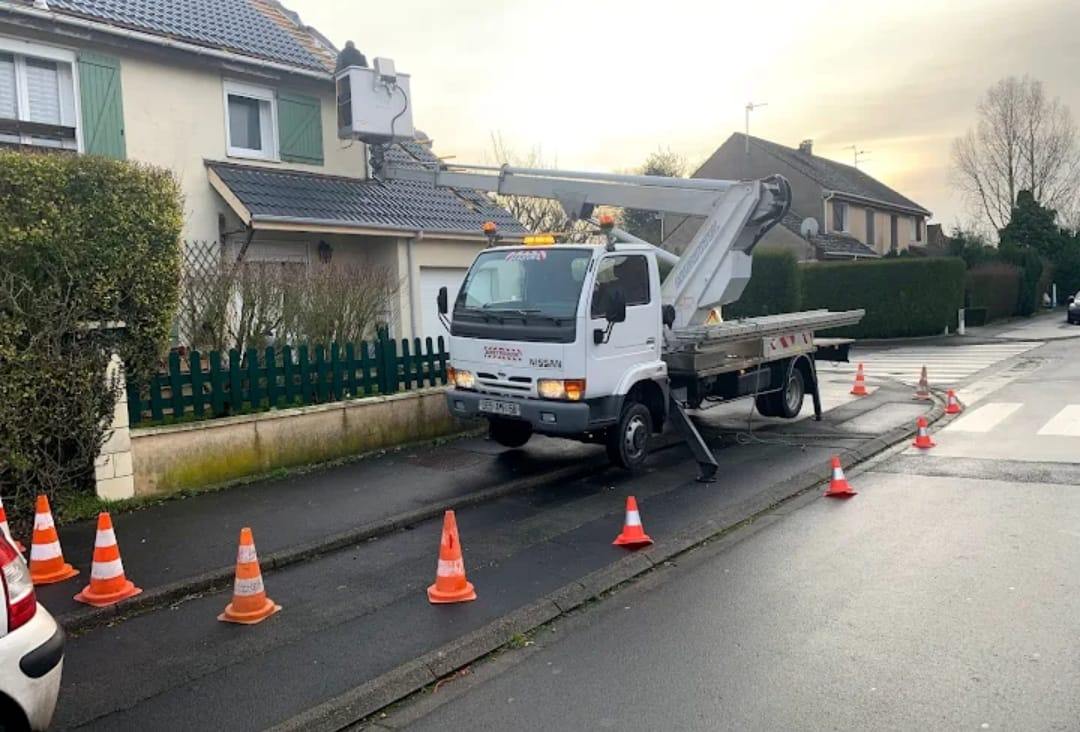 intervention-avec-nacelle-sur-toiture